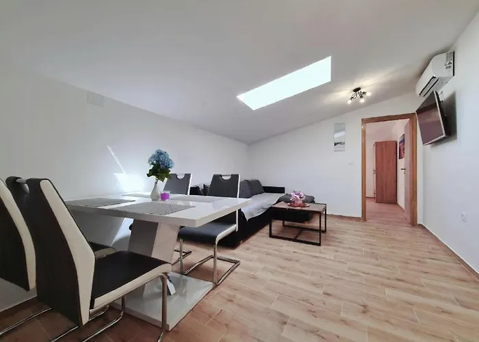Apartament Beleca